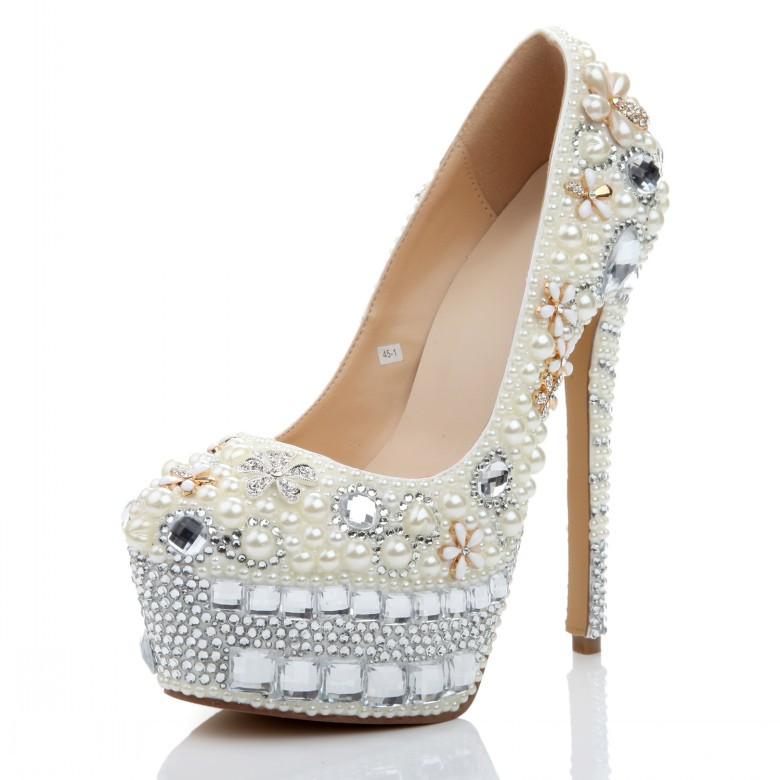 Bling Rhinestone Crystal Shoe Laces  Rhinestone shoes, Crystal shoes, Crystal  rhinestone